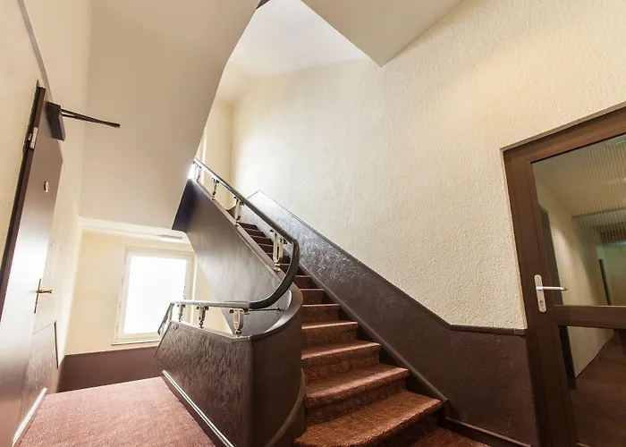 Otel Maxim Düsseldorf