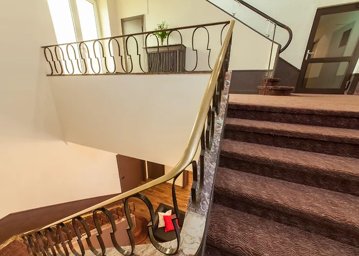 Otel Maxim Düsseldorf